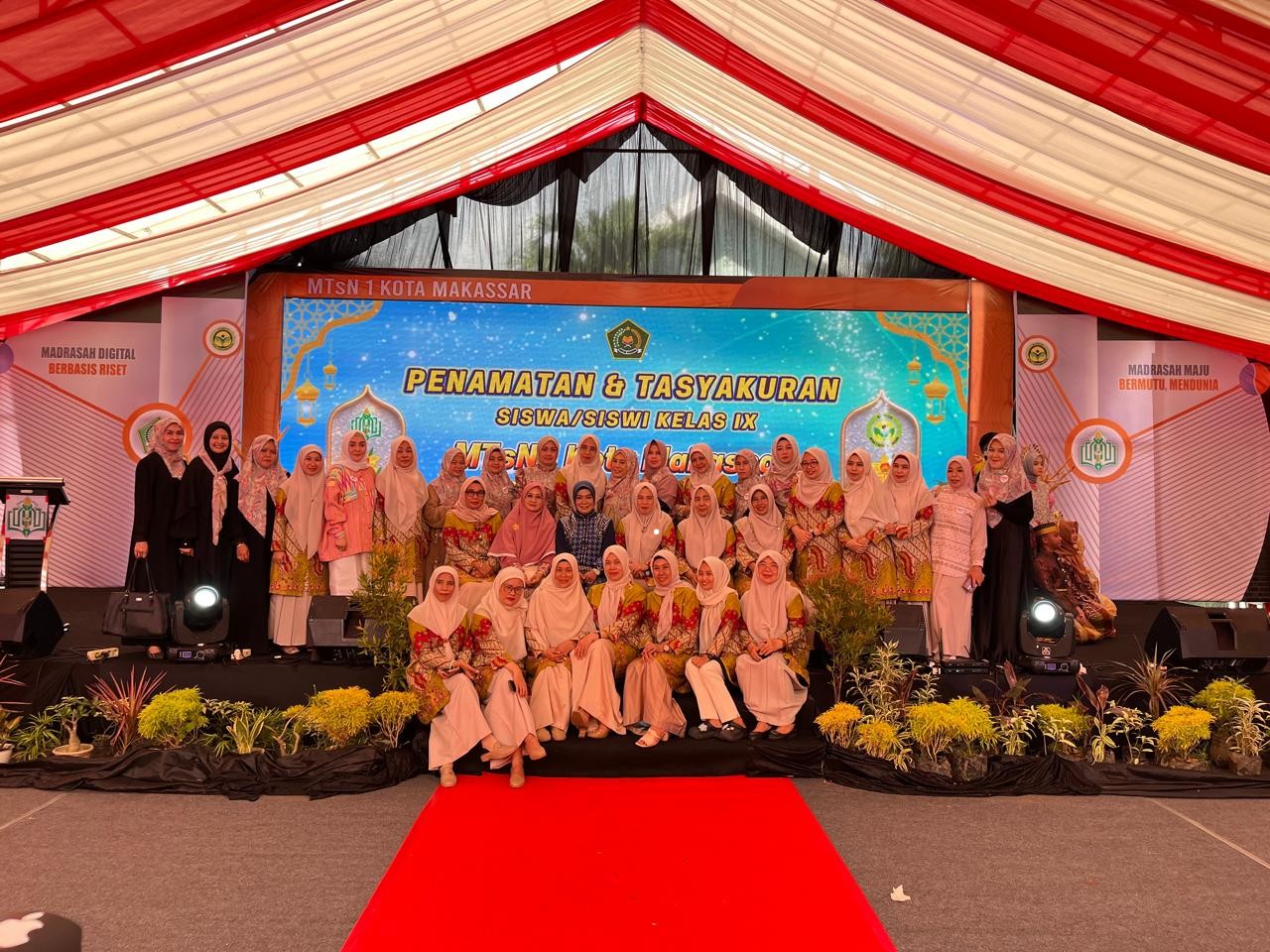 MTsN 1 Kota Makassar Gelar Penamatan dan Tasyakuran Siswa Kelas IX Tahun Pelajaran 2024/2025