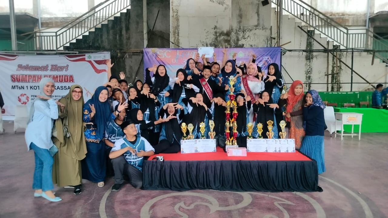 MTsN 1 Kota Makassar Tutup Porseni Scolart Vol 3 Kelas 8 Sains 1 Raih Juara Umum