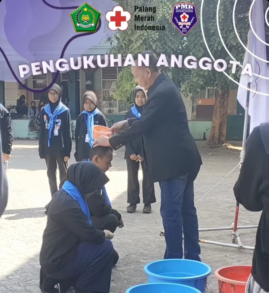 Malam Penyambutan dan Pengukuhan Anggota (MAPPAKUA\