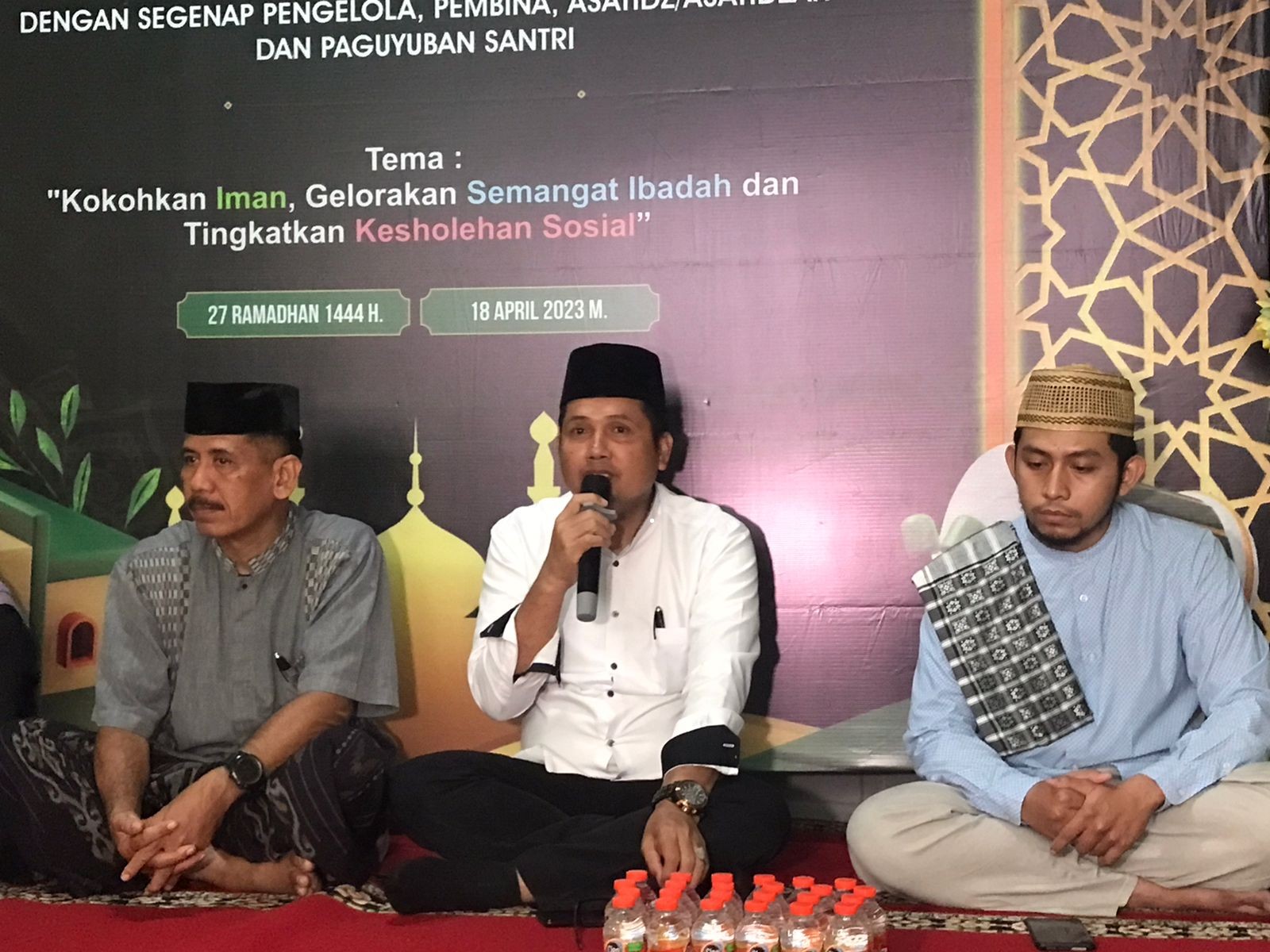 Mengakhiri Ramadan, Santri Kelas IX Asrama Darul Ausath MTsN 1 Kota Makassar Gelar Buka Puasa Bersama